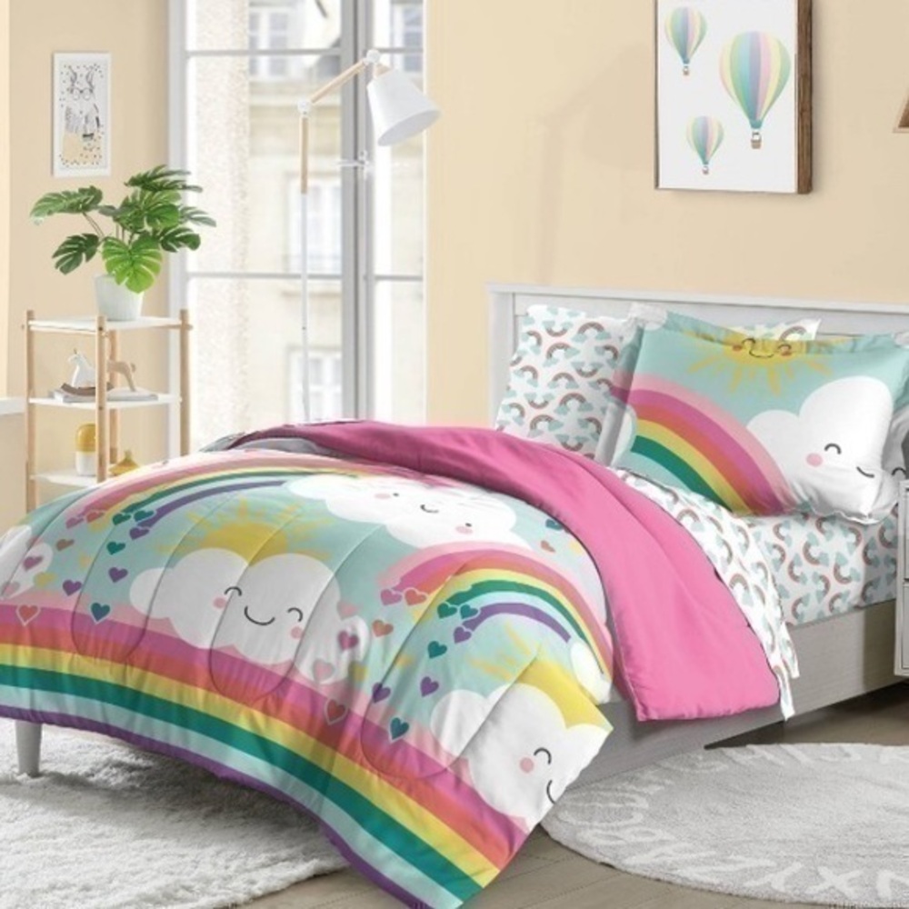 Dream Factory 5 Piece Rainbow Bedding Set